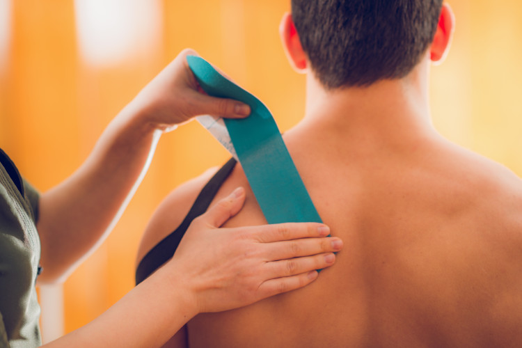 plymouth chiropractic treatment for shoulder dysfunction